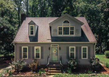 Apex Siding Replacement - Baker Roofing Company